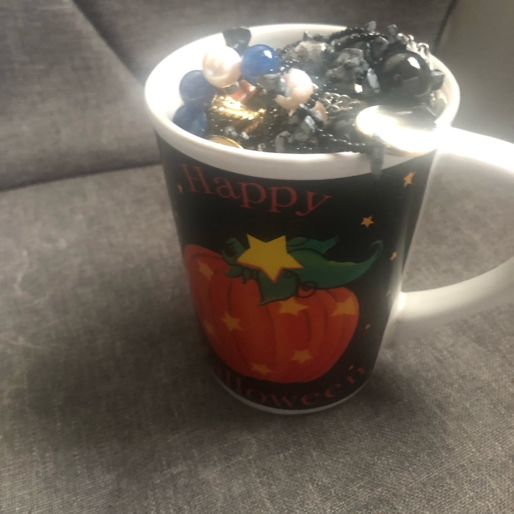Cup’o Jewelry Bundle- $40 or $35 w/offe